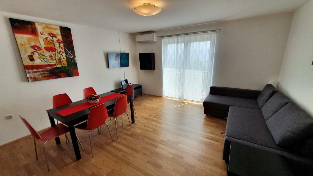 Apartment Bella Mare Novi Vinodolski Eksteriør bilde